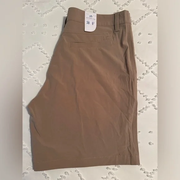 Southern Tide Men’s shorts